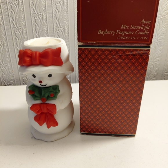 Avon Snowman Candle with Red Accents - Picture 2 of 6